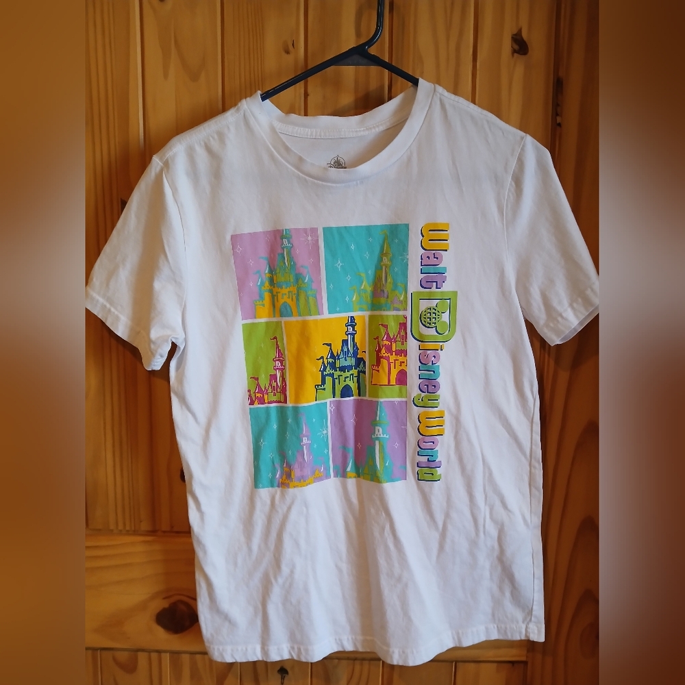 Disney White Graphic Tee Size S